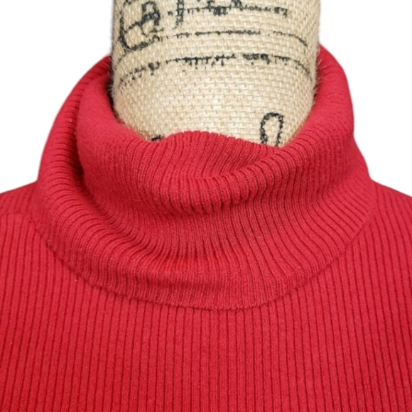 Old Navy Ribbed Knit Turtleneck Sweater - Picture 3 of 5